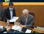 محافظ جنوب سيناء يصدق على 43 حالة تصالح فى مخالفات البناء بدهب وأبو زنيمة