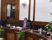 رئيس الوزراء يستعرض مقترحا بشأن إنشاء وتشغيل محطة حافلات مركزية غرب القاهرة.. صور