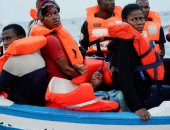 إيطاليا: سفينة منظمة إنسانية تنقذ 85 مهاجراً
