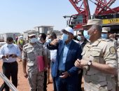 رئيس الوزراء يختتم جولة الـ8 ساعات بالعاصمة الإدارية لمتابعة سير العمل بحى جاردن ‏سيتى والنهر الأخضر.. ويؤكد: شريان حياة يخترق قلب العاصمة.. وزير الإسكان: الحي يضم 23 ألف وحدة سكنية على مساحة 885 فدانًا.. صور