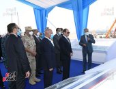 الرئيس السيسى يتفقد أعمال تطوير منطقة جونة البترول بميناء الإسكندرية
