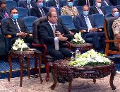 الرئيس السيسي: الدولة تنفذ المشروعات من خلال إمكاناتها ونرحب بالمستثمرين