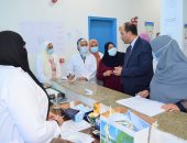 رئيس جامعة العريش يتابع الاستعدادات الطبية لاستقبال الطلبة الجدد.. صور 