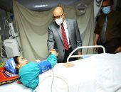 دهستها سيارة "نقل ثقيل".. الرئيس السيسى يوجه بعلاج طالبة أسيوط.. فيديو