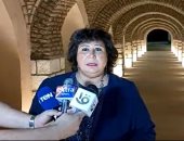 وزيرة الثقافة: تطوير قرية حسن فتحي يعيد لها التحطيب وسمبوزيوم التصوير.. فيديو