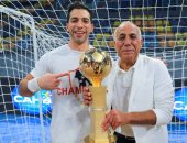 أسطورة يد الزمالك أحمد الأحمر: الحمد لله على كأس السوبر والوصول لكأس العالم