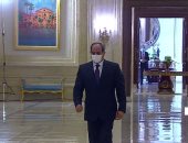 الرئيس السيسي يشاهد فيلما تسجيليا عن جهود وتعزيز حقوق الإنسان فى مصر