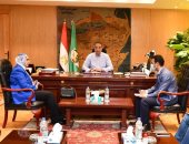 محافظ الفيوم: 6 مراكز مجمعة للتطعيم بلقاح كورونا للتيسير على المواطنين