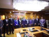 وزير التعليم العالى يستقبل وفدا من تنسيقية الأحزاب.. ويؤكد على دورهم البناء