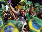 بملابس بيضاء وأعلام.. احتجاجات فى البرازيل تطالب بإقالة الرئيس.. صور 