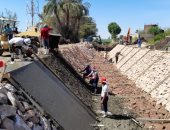 مدينة الطود تستكمل المشروعات القومية لتبطين وتأهيل الترع لخدمة القرى.. صور