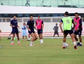 كارتيرون يمنح لاعبي الزمالك راحة بعد وصولهم إلى الإسكندرية