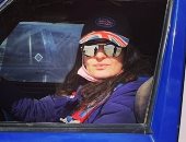 "رانيا" اقتحمت عالم سباقات السيارات وكونت رالى نسائى: هواية فيها ثقة وقوة