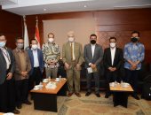 وفد إندونيسى يزور منظمة خريجى الأزهر وتعاون لتحصين الشباب من التطرف