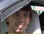 طلب غريب من مشجع أتلتيكو مدريد لـ فيليكس بشأن جريزمان.. فيديو