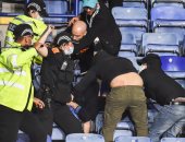 الشرطة تلقى القبض على العشرات من جماهير نابولى وليستر سيتى