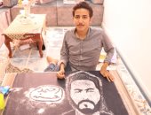 إبداع من نوع خاص.. أحمد حسن شاب يبدع فى الرسم بملح الطعام (فيديو)