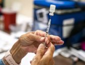 هل يعطي خلط لقاحات كورونا مناعة أفضل من اللقاحات المعززة؟