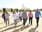 رئيس جهاز "القاهرة الجديدة" يكلف بتطوير منطقة الحزام الأخضر وتكثيف أعمال النظافة 