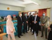 محافظ كفر الشيخ يتفقد عددا من المدارس للاطمئنان على مدى جاهزيتها.. صور