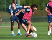 محمد النني يعلن عودته لتدريبات أرسنال قبل مواجهة ويمبلدون بكأس الرابطة