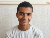 صوت ملائكى.. أبو بكر يحاكى كبار القراء للقرآن الكريم.. فيديو