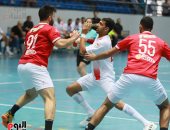الزمالك يتقدم على الأهلى فى الشوط الأول لدورى محترفين اليد .. صور
