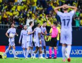 برشلونة يتظلم ضد طرد دي يونج وإنذار بوسكيتس