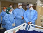 نائب محافظ المنيا يتأكد من تطبيق الإجراءات الوقائية بمستشفى ملوى التخصصي