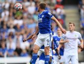 فاردي يسجل بالخطأ فى مرماه ويمنح بيرنلي التقدم 2-1 بالشوط الأول.. فيديو