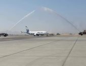 مطار الأقصر الدولي يستقبل رحلة سياحية قادمة من رومانيا.. صور  