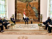 الرئيس السيسى يبحث مع نائب رئيس البرازيل تعزيز التعاون العسكرى والأمنى والتجارى والاستفادة من فرص الاستثمار المتاحة بمصر.. "موراو" يؤكد تفهم بلاده لأهمية تدفق نهر النيل من أجل الأمن المائى والغذائى المصرى