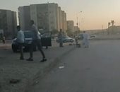 تفاصيل دهس سيارة لأم وابنتها أثناء جلوسهما على الرصيف بالشرقية.. فيديو