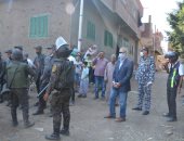 إزالة 24 حالة تعدى على حرم المصارف والترع بمدينة القناطر الخيرية.. صور