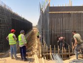 دوران عجلة العمل فى قرى "حياة كريمة" بأسوان.. بدء تنفيذ 5 وحدات إسعاف وطرح وإسناد 6 محطات مياه شرب جديدة بإدفو.. وبدء العمل فى 12 عملية لتحسين جودة المياه.. ومشروع متكامل لتوصيل الصرف الصحى بـ8 قرى.. صور