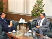 سفير مصر ببيروت يبحث مع أعضاء الحكومة اللبنانية العلاقات الاقتصادية بين البلدين