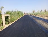 استكمال خطة رصف وتطوير الطرق بعدد من الشوارع الرئيسية بمركز سمالوط بالمنيا