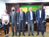 رئيس جامعة الإسكندرية يستقبل وفد التعليم العالى الليبى لبحث سبل التعاون
