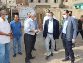 محافظ المنوفية يتفقد أعمال الرصف والتطوير بمناطق تحسين البيئة والغفارة