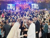 تامر حسنى يُحيى حفل زفاف ابن شقيق حميد الشاعرى.. صور