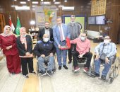 محافظ المنوفية يلتقى وفد ذوى الهمم لبحث مطالبهم