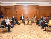 التخطيط تستعرض مبادرة حياة كريمة مع نائب الرئيس التنفيذى لمفوضية الاتحاد الأوروبى