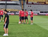 لاعبو منتخب ليبيا يعاينون أرضية استاد برج العرب قبل مواجهة الفراعنة.. فيديو