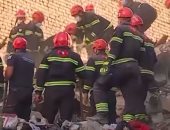 فرق الإنقاذ الجورجية تبحث عن عالقين تحت مبنى باتومى بحضور رئيس الوزراء.. فيديو