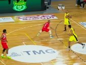 الشوط الأول.. الكويت الكويتى يتقدم على الأهلى 36/33 بالبطولة العربية للسلة 