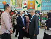 محافظ بورسعيد يحذر الطلاب: اللي مش هيحضر مالوش رقم جلوس عندي.. لايف وصور
