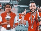 كهربا يستعيد ذكريات طفولته داخل النادى الأهلى.. صور