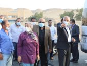 محافظ الجيزة يكلف بسرعة إصلاح أعطال مياه الشرب والصرف الصحى بهضبة الأهرام