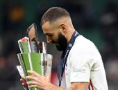 بنزيما: أحلم بـ الكرة الذهبية واللعب مع مبابى سيكون رائعا