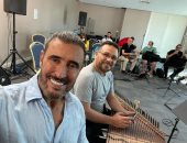 كاظم الساهر يكشف آخر استعداداته لحفل إكسبو 2020 اليوم بصورة من البروفة